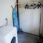 In Pietra E Legno Con Caminetto 아파트 *
