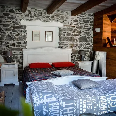 Lägenhet In Pietra E Legno Con Caminetto *