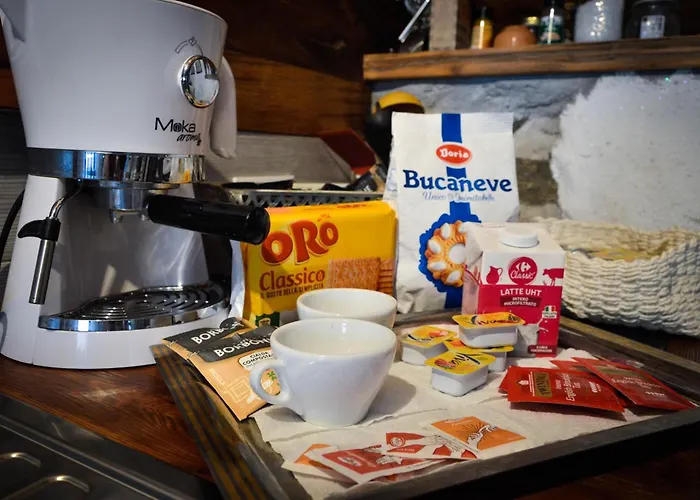 In Pietra E Legno Con Caminetto * Inverso Pinasca